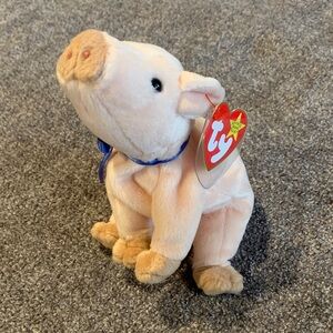 Ty Pig beanie baby - knuckles
